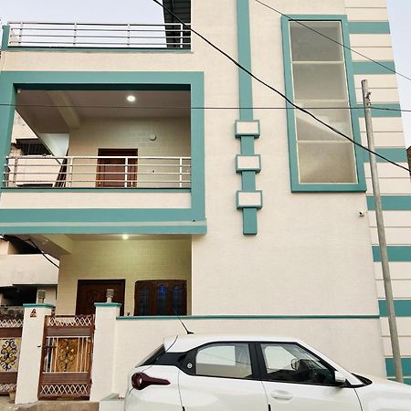 Boutique Bungalow 458 Secunderabad Экстерьер фото
